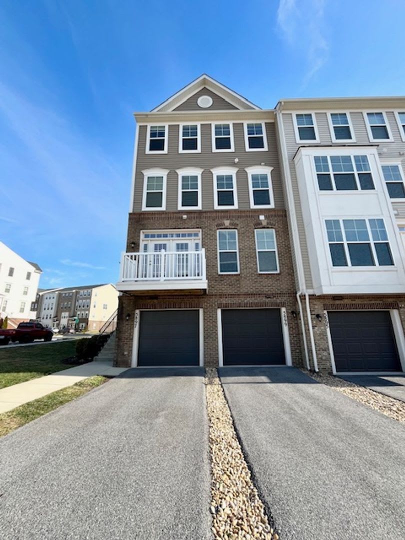 5897 Bella Marie Way – photo 1 of 32