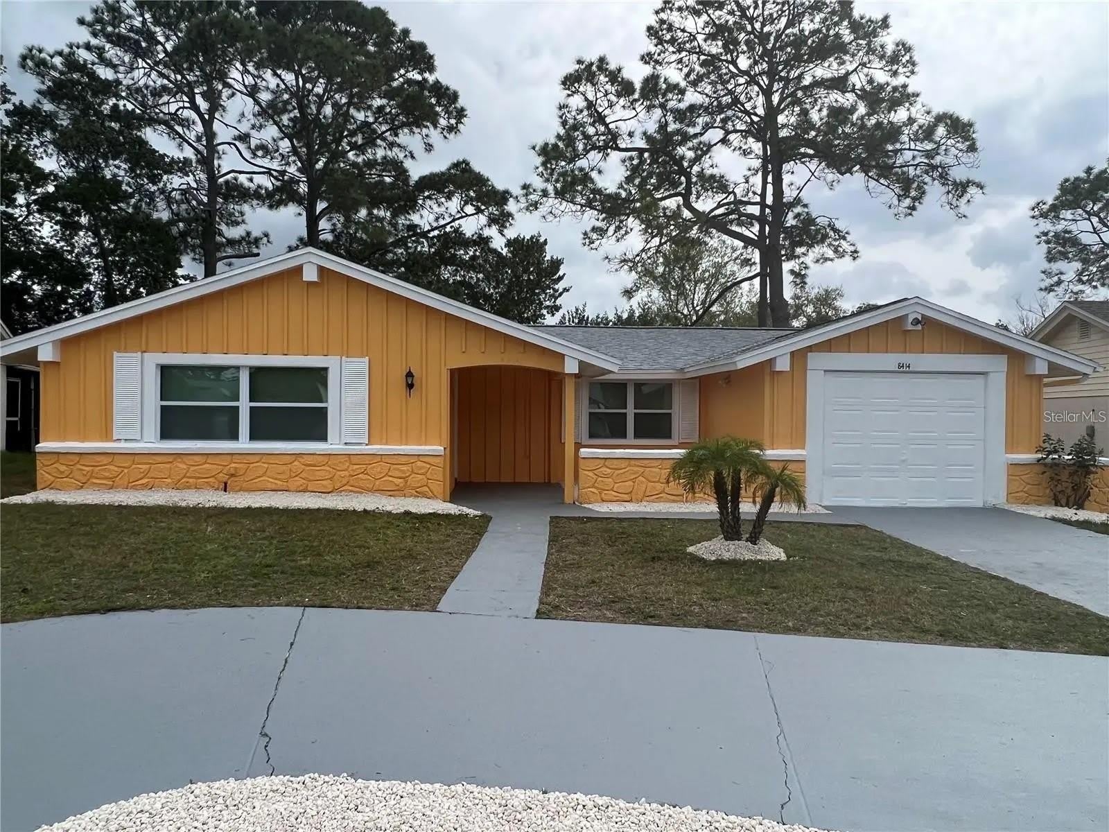 8414 CLOVER HILL Loop – photo 1
