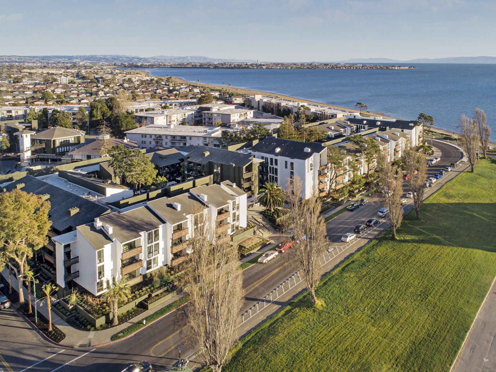 South Shore – photo 1