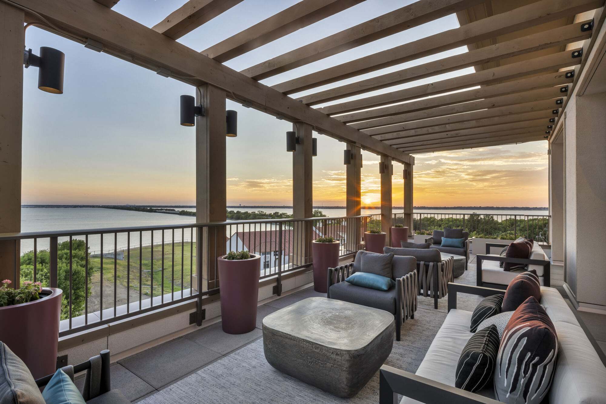 Ablon At Harbor Village – photo 1 of 306