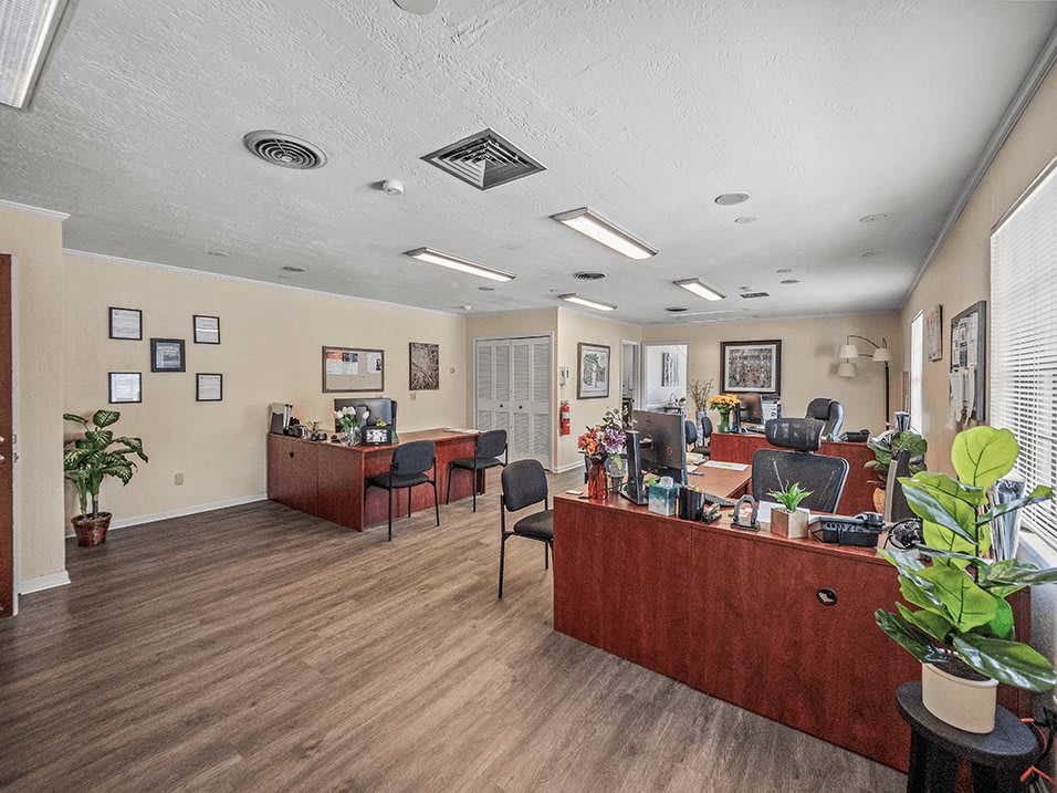 2020 13Th Street Southwest 3 – photo 1