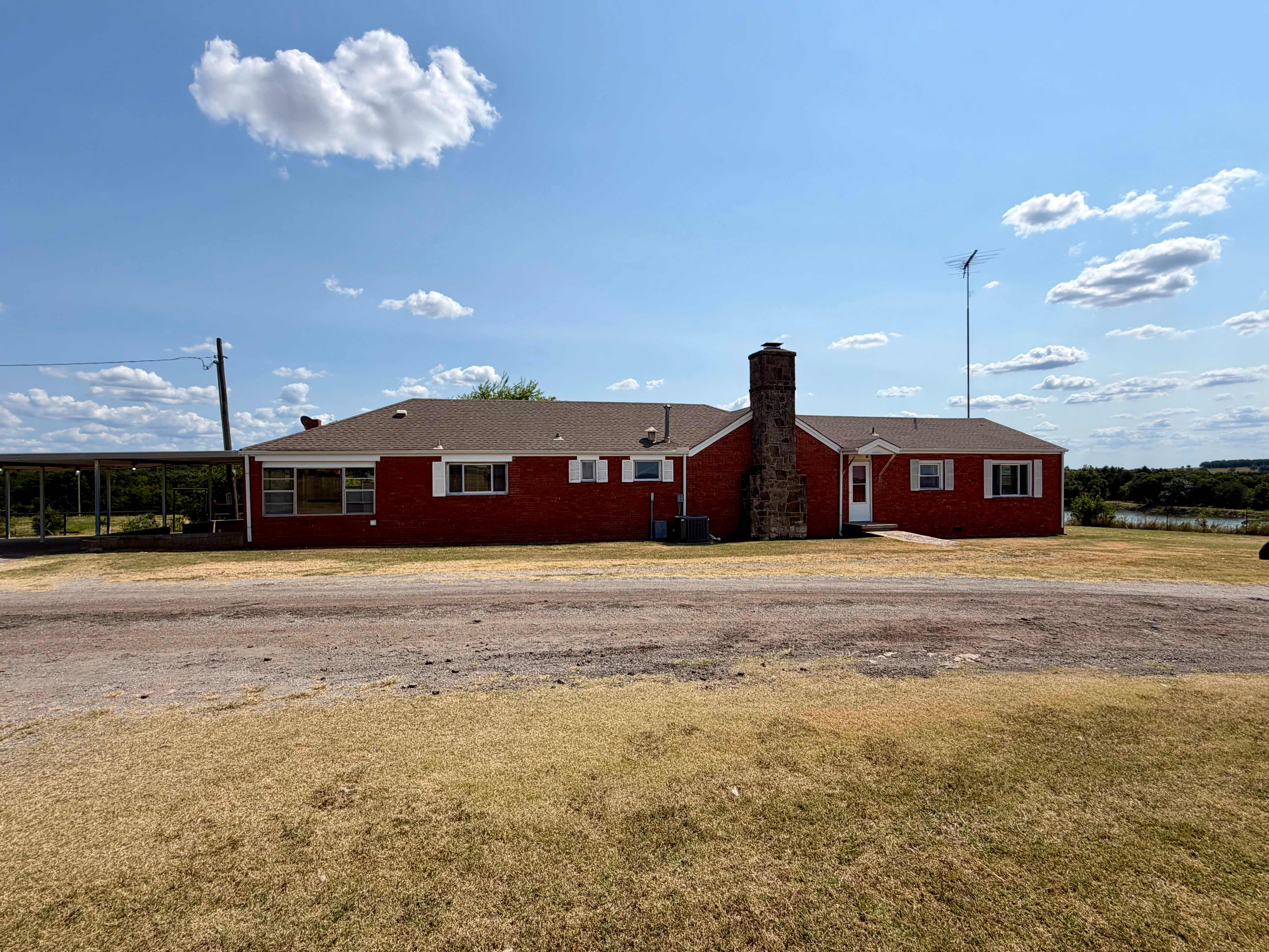 2919 W Main St – photo 1 of 29