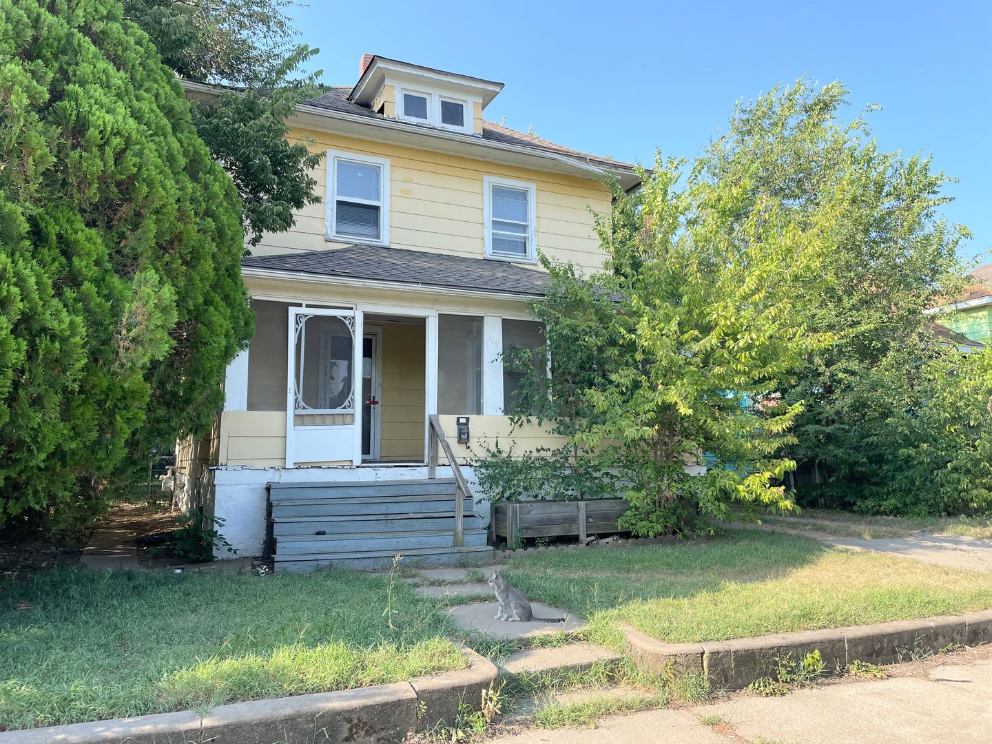 3 Bed 1.5 Bath – photo 1
