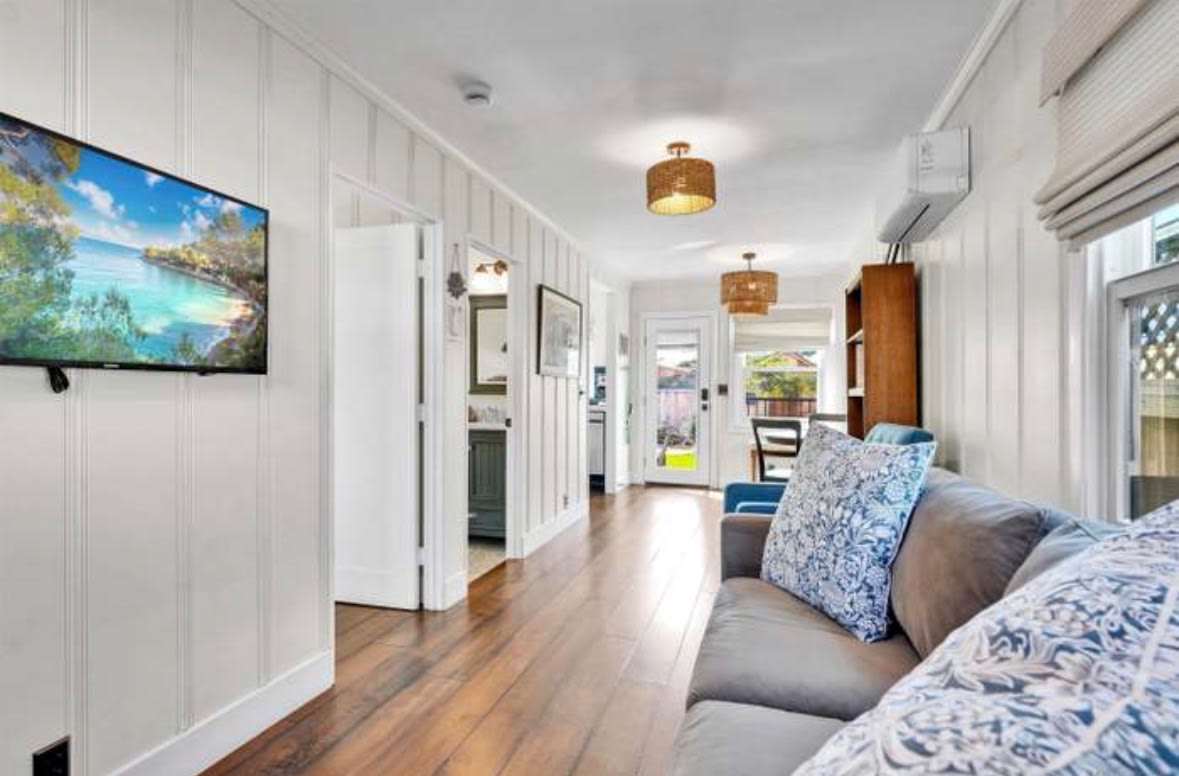 5119 Lotus St – photo 1