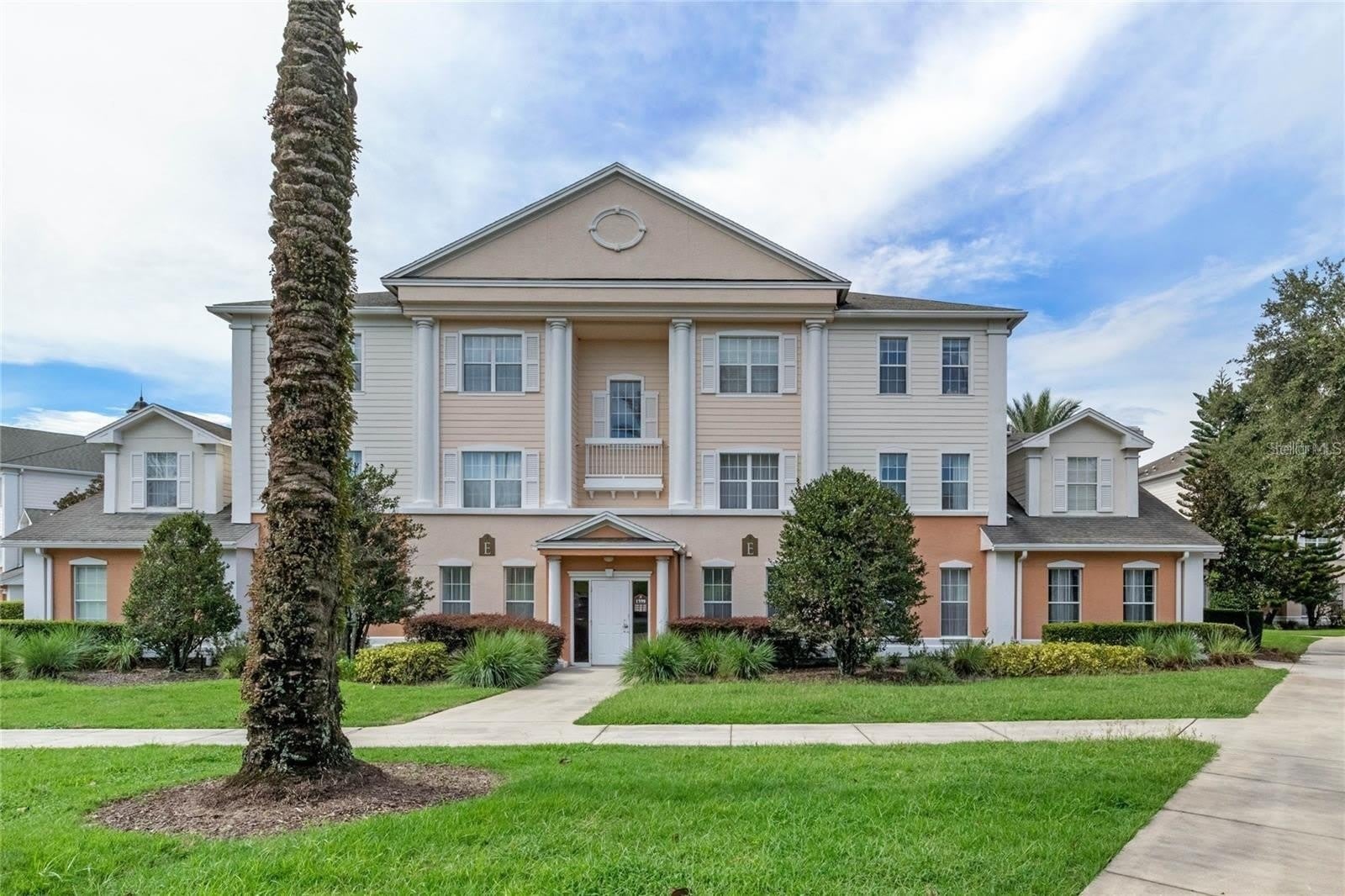 1598 HERITAGE CROSSING Court – photo 1
