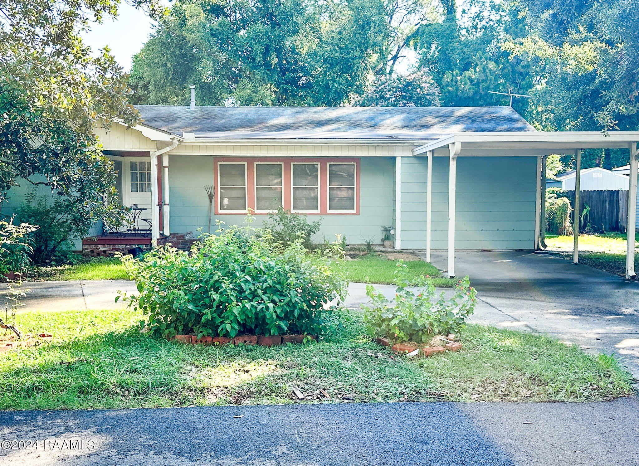 115 Fallbrook Avenue – photo 1
