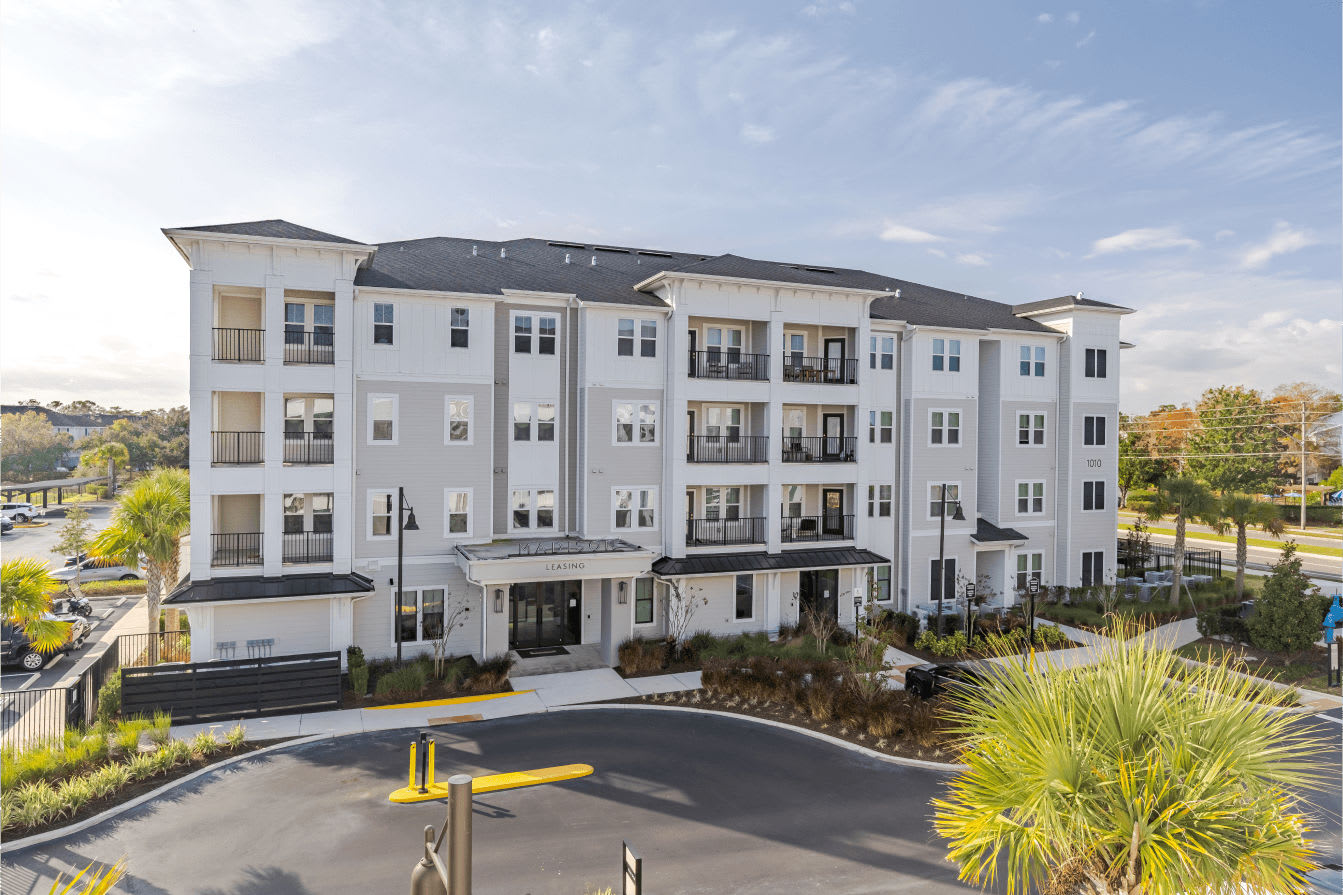 Madison Waterford Lakes – photo 1