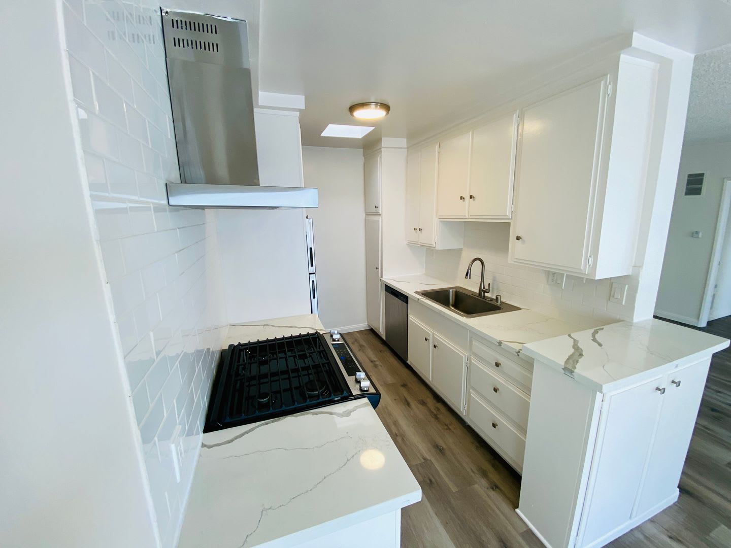 7010 Lanewood Avenue LLC – photo 1