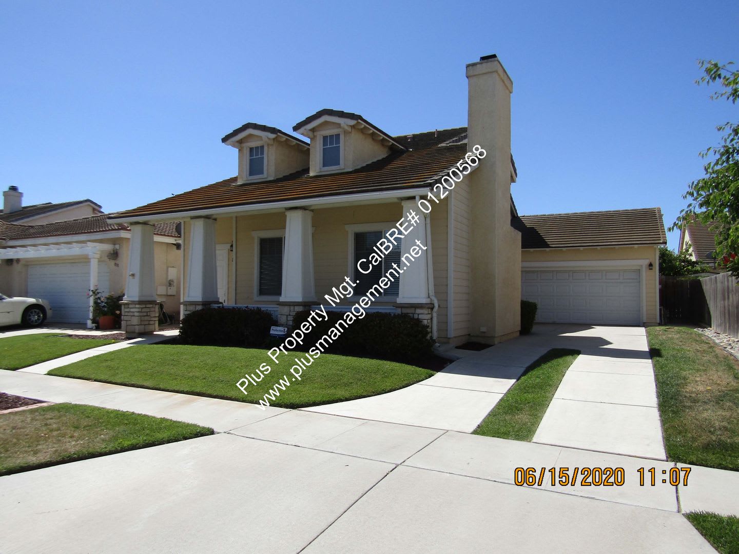 Large Two Story Home In Bradley Square Located Near Shopping 101 Frwy – photo 1 of 209