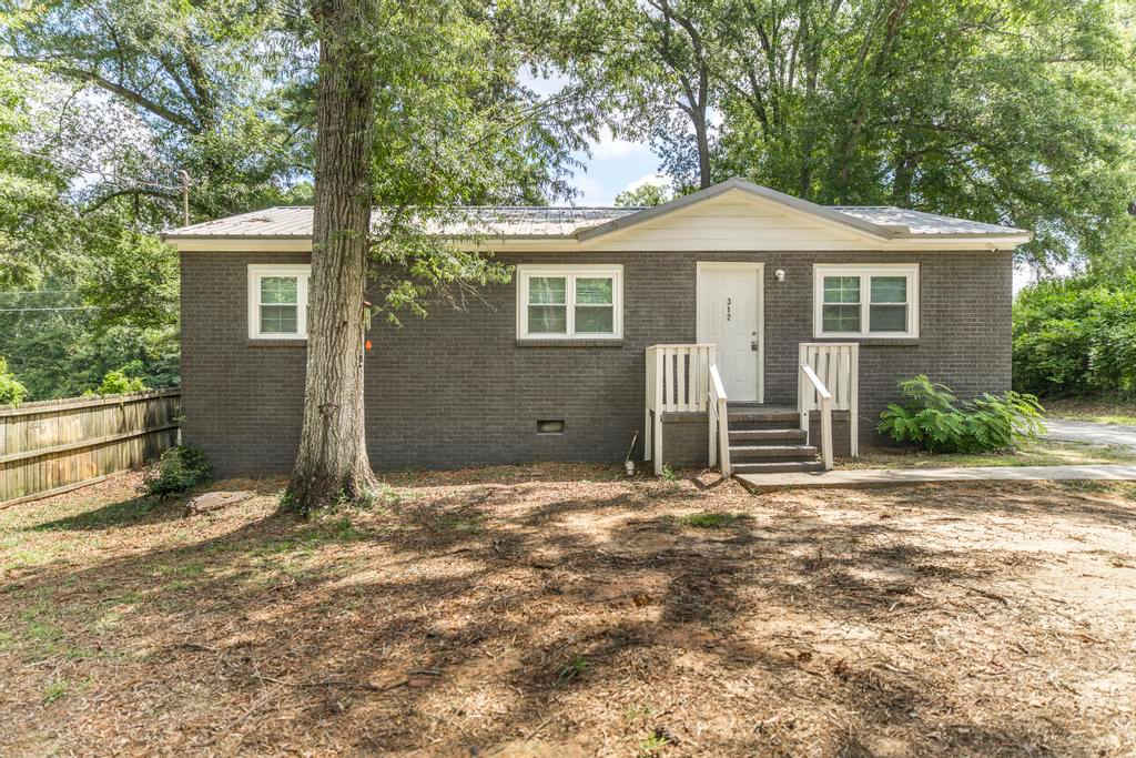 312 Johns Road – photo 1