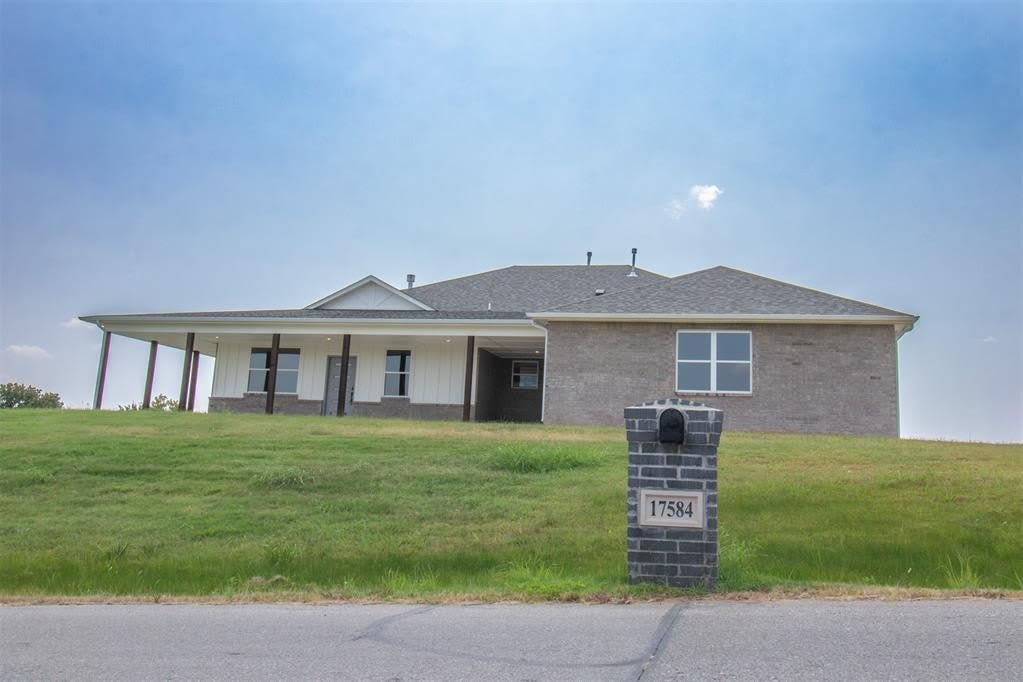 17584 Salma Road – photo 1 of 28