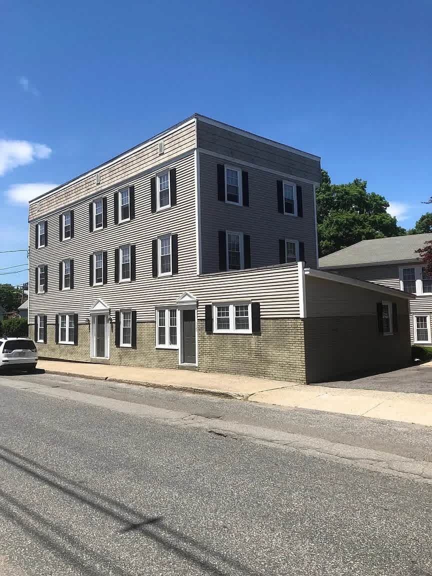100 Apsley St – photo 1 of 4