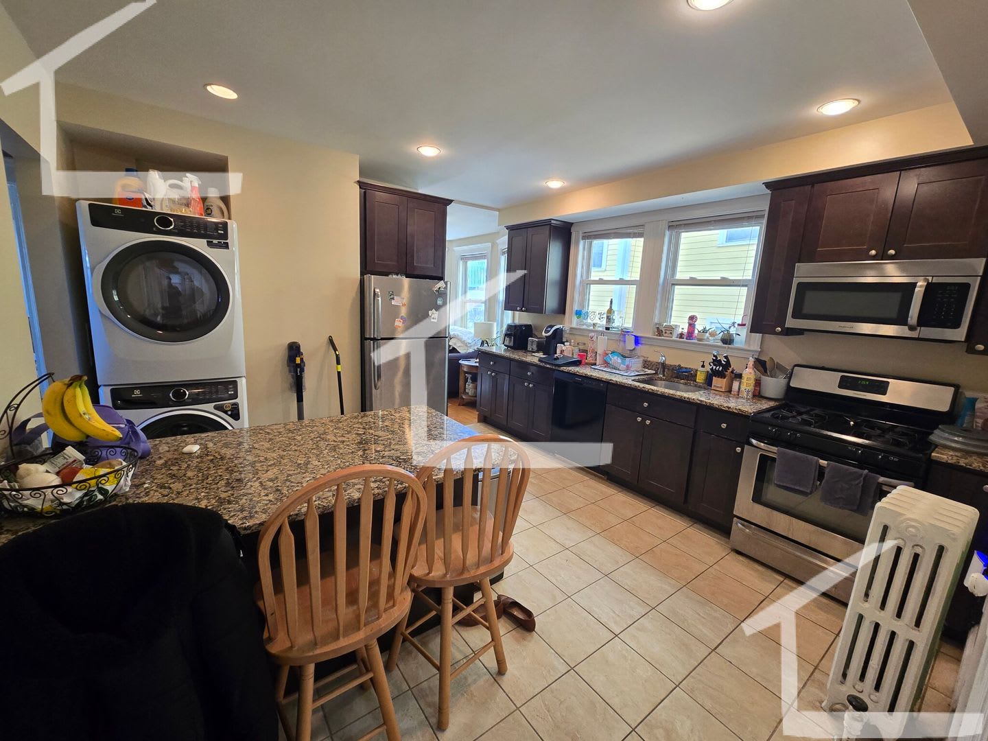 3 Bedroom-No Broker Fee – photo 1