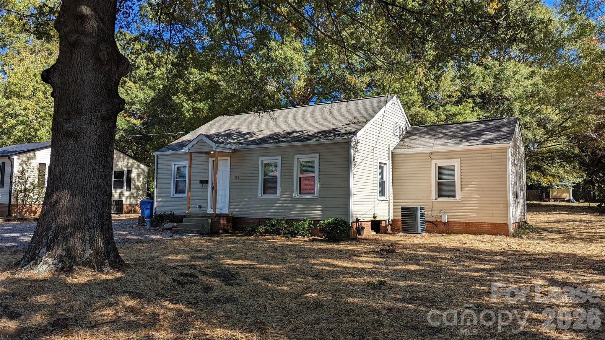 156 S Sycamore Street – photo 1
