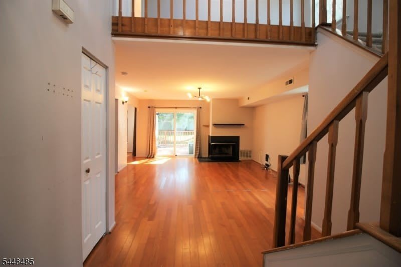 83 Winchester Way – photo 1 of 22