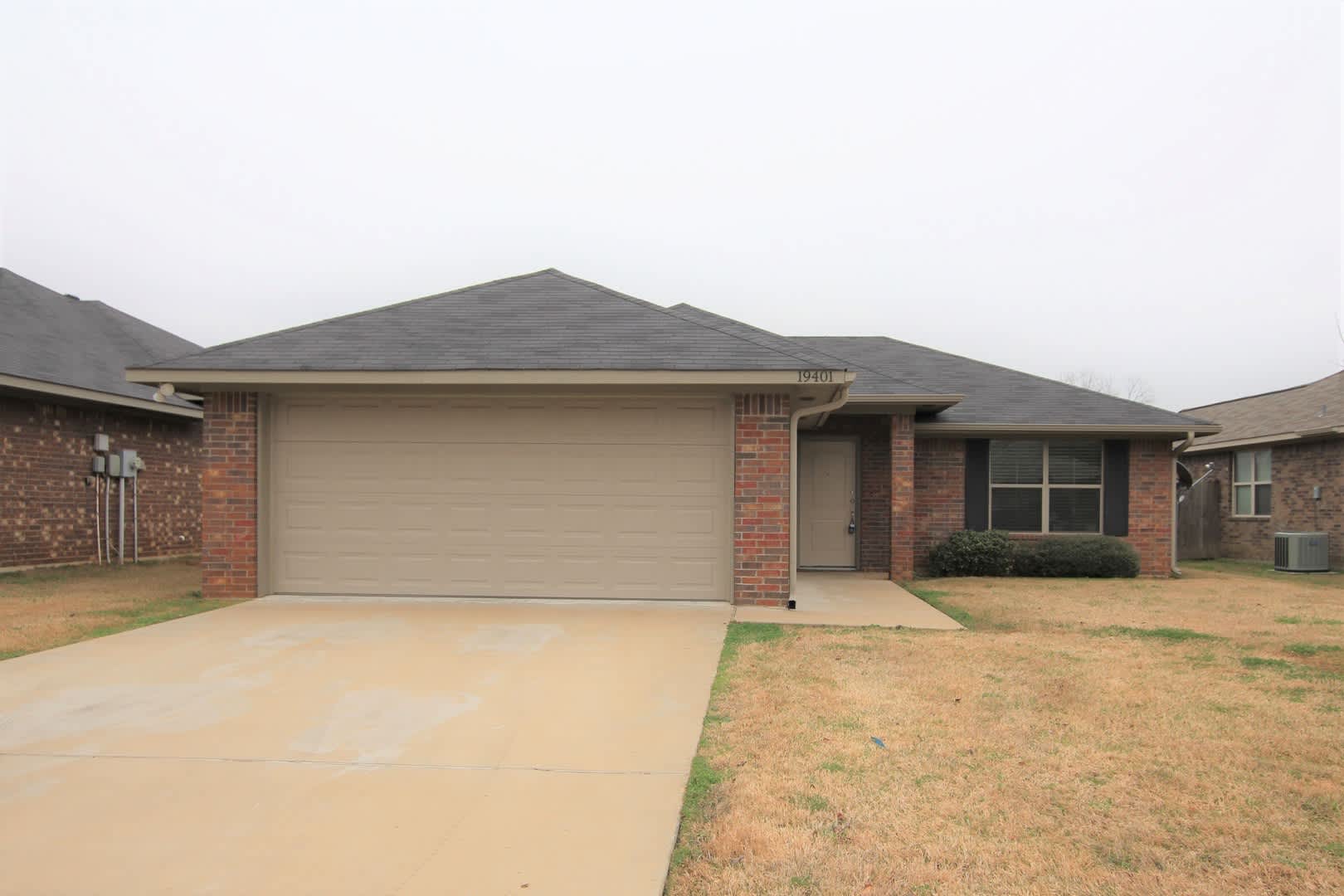 Gorgeous 3 Bedroom Home In The Ranch Subdivision Flint Coming Soon – photo 1 of 217
