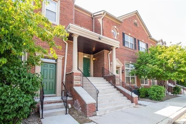 29415 Glen Oaks Boulevard – photo 1