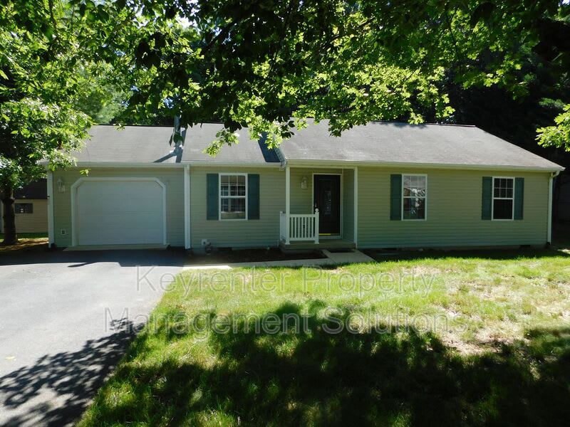 10 Auburn Ct – photo 1 of 36