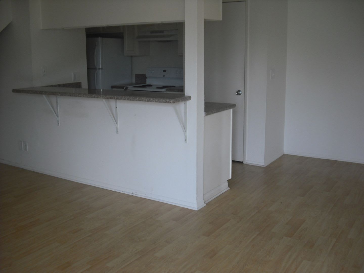 Nicely Upgraded 2 bedroom Townhouse – photo 1 of 10