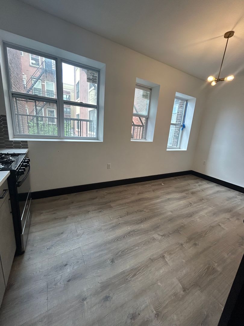 11 Thomas Street – photo 1