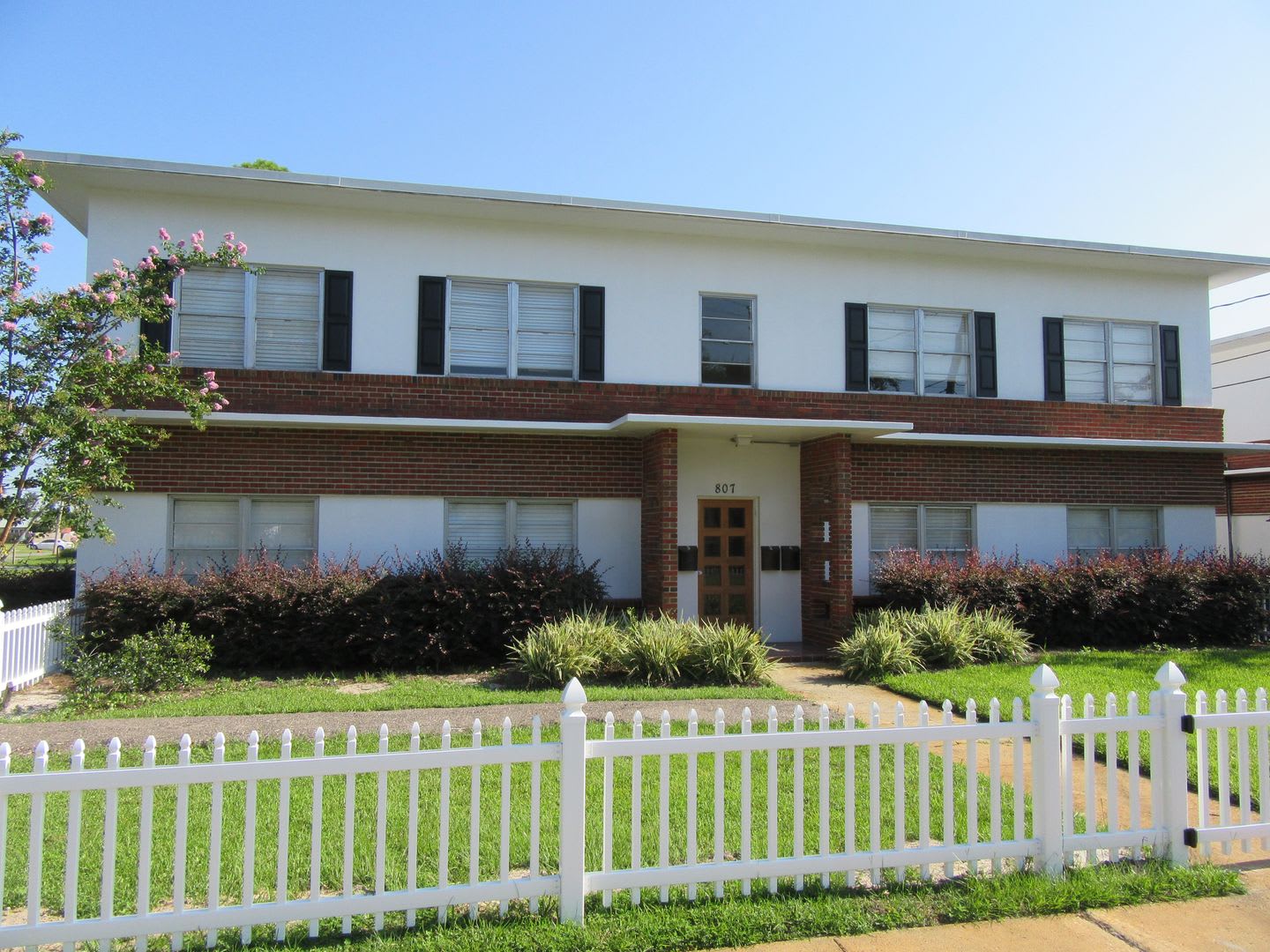 807 Cherry St #1 – photo 1