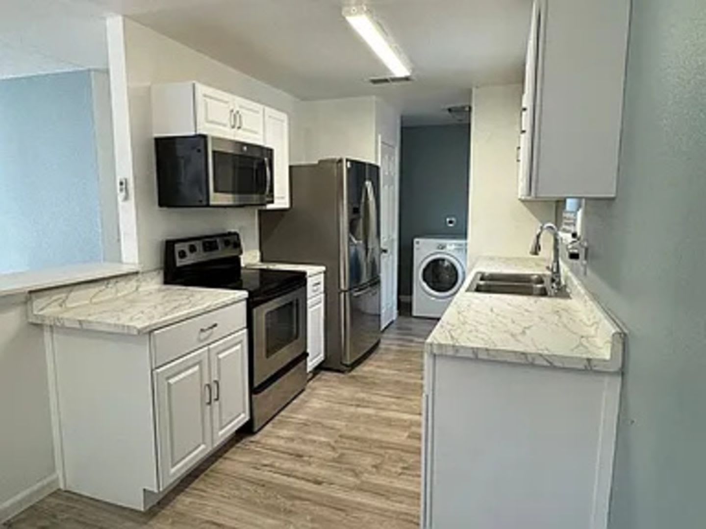 Charming 3BR House in Umatilla – photo 1
