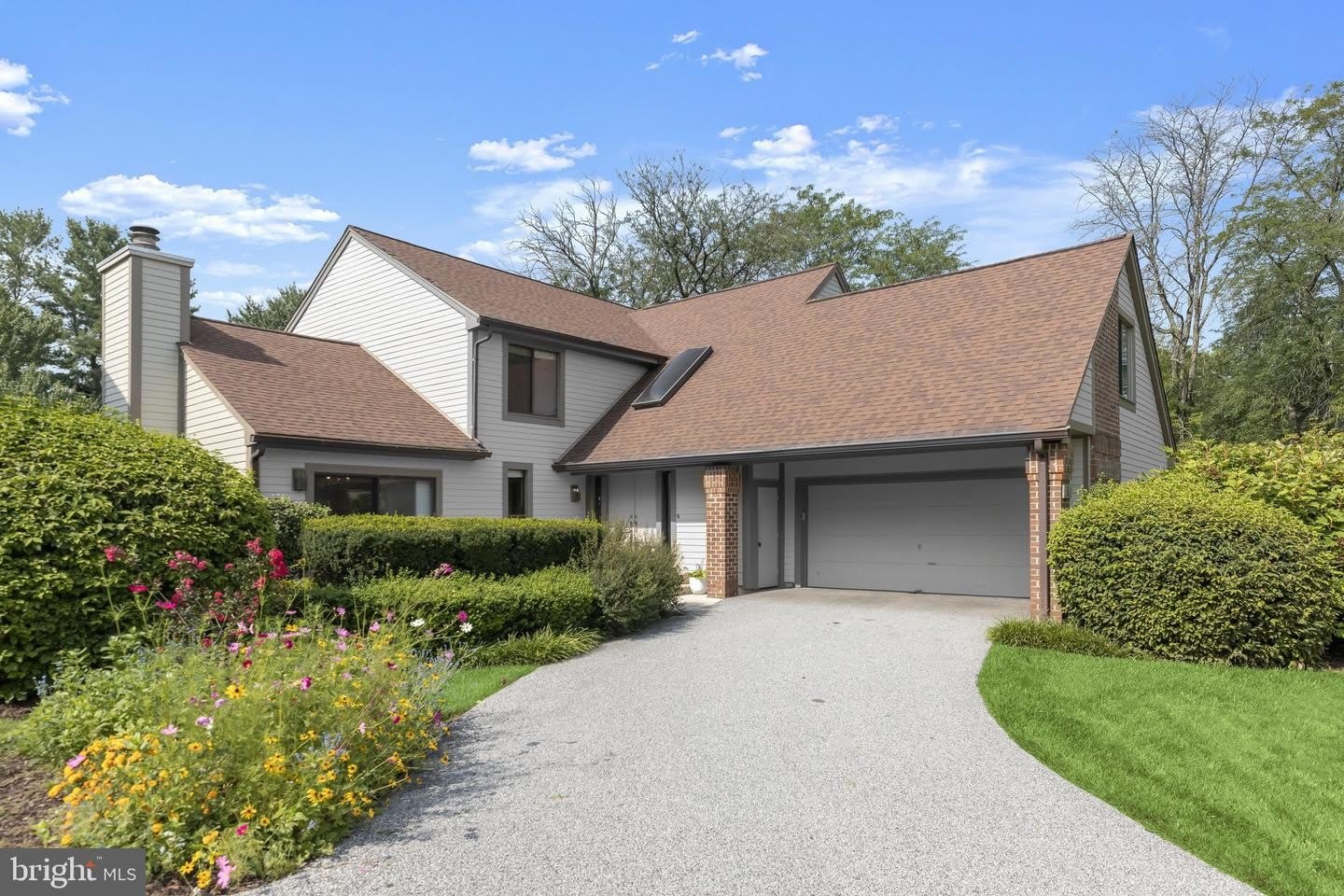 5 Whitebridge Ct 5 – photo 1 of 217