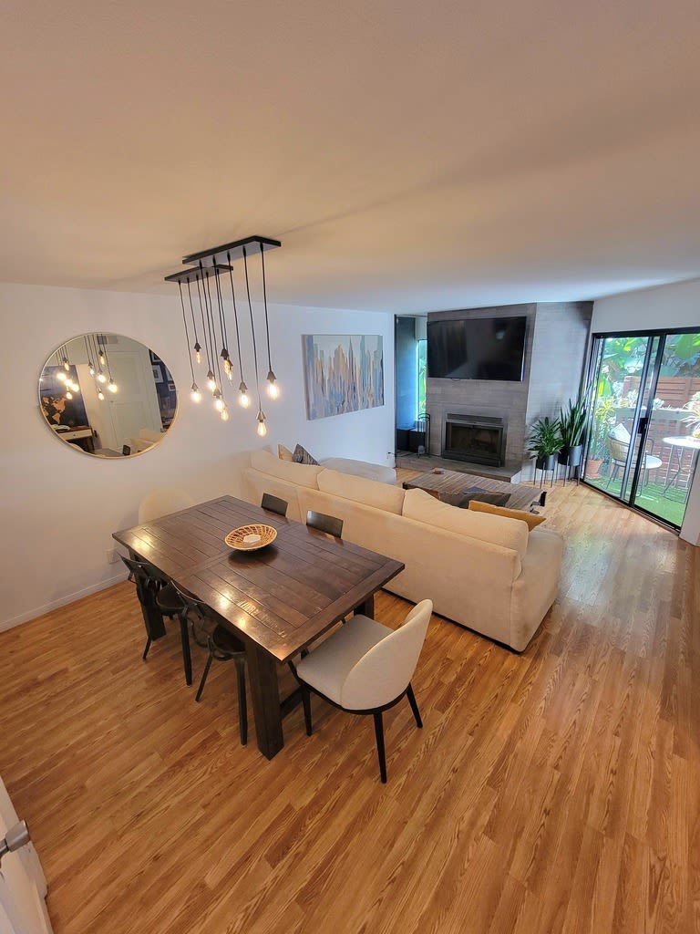 943 Torrance St – photo 1