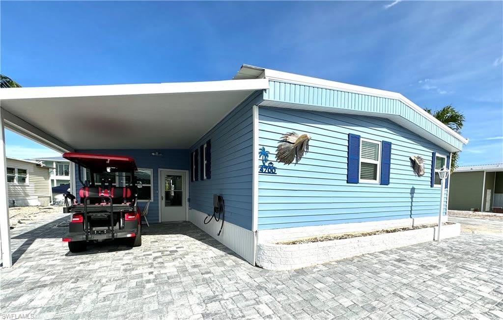 4700 Leilani Ln – photo 1