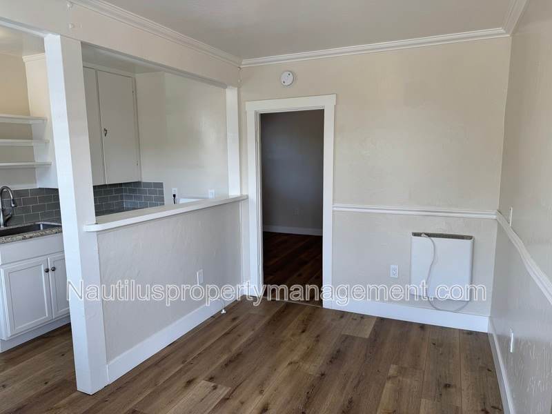202 Cherry Avenue – photo 1 of 44