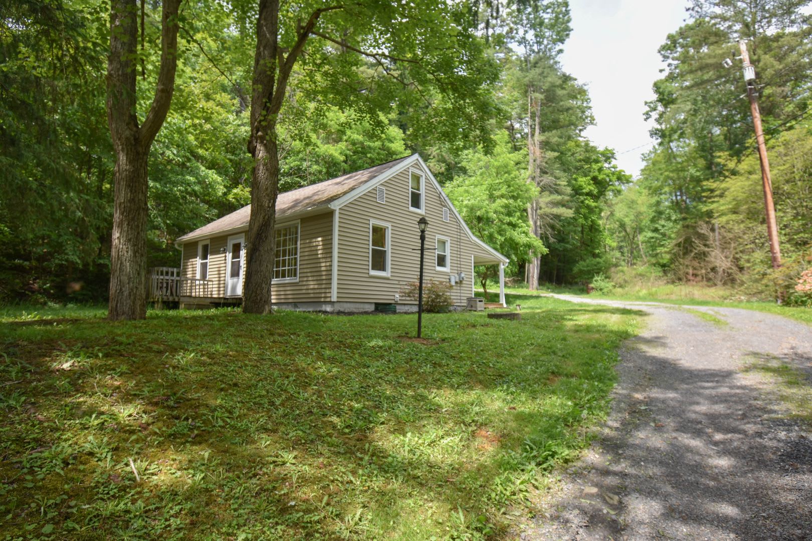 Two Bedroom Home With Driveway More – photo 1 of 31