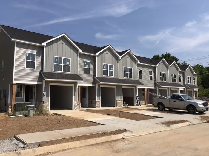 4835 Moon Lake LN – photo 1