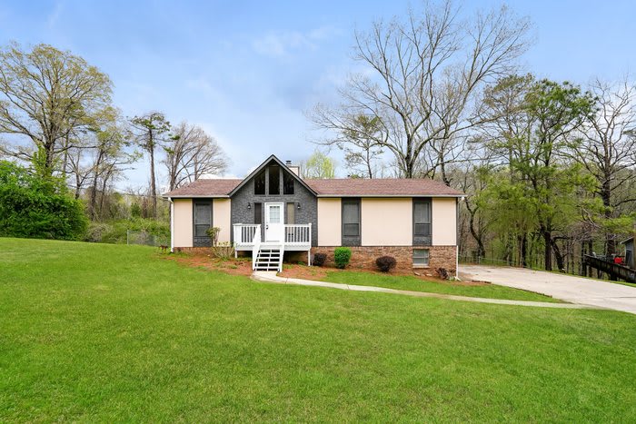 4390 Stone Ridge Circle – photo 1 of 15