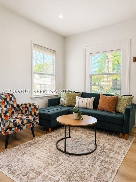 204 SW 2nd Ave – photo 1