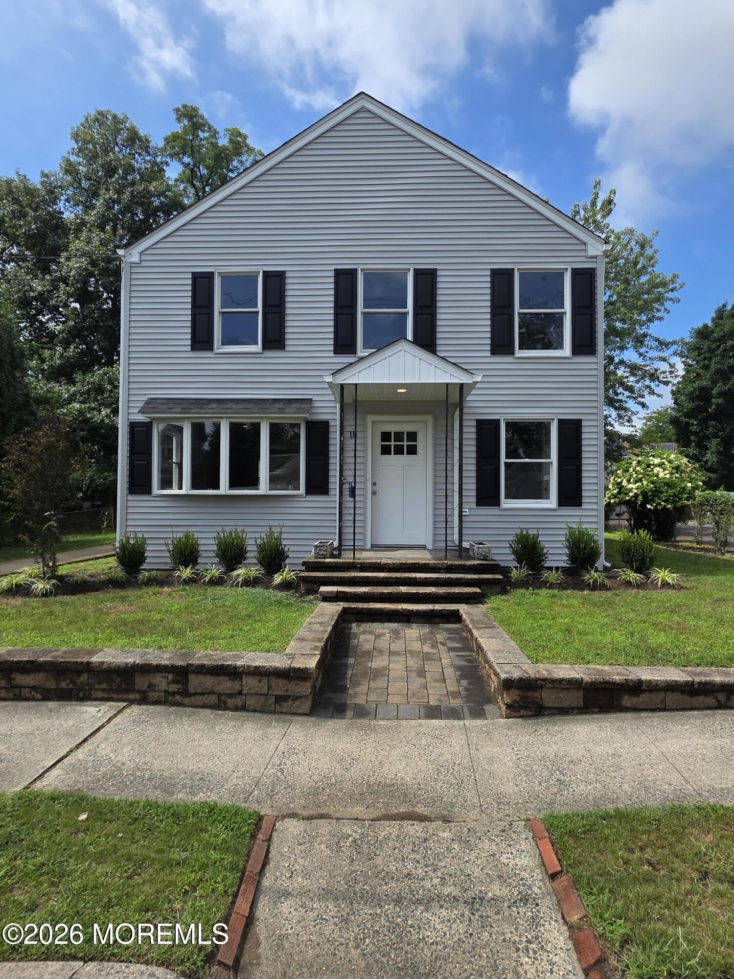 18 Maple Avenue – photo 1 of 34