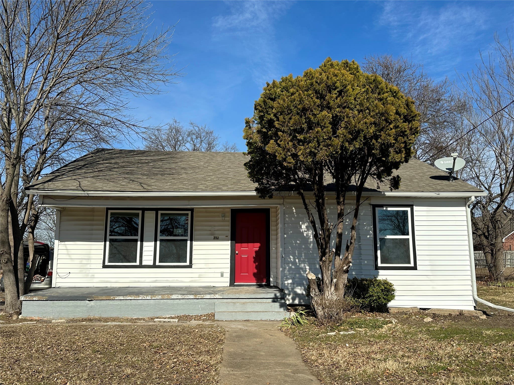 717 E Lamberth Road – photo 1 of 9