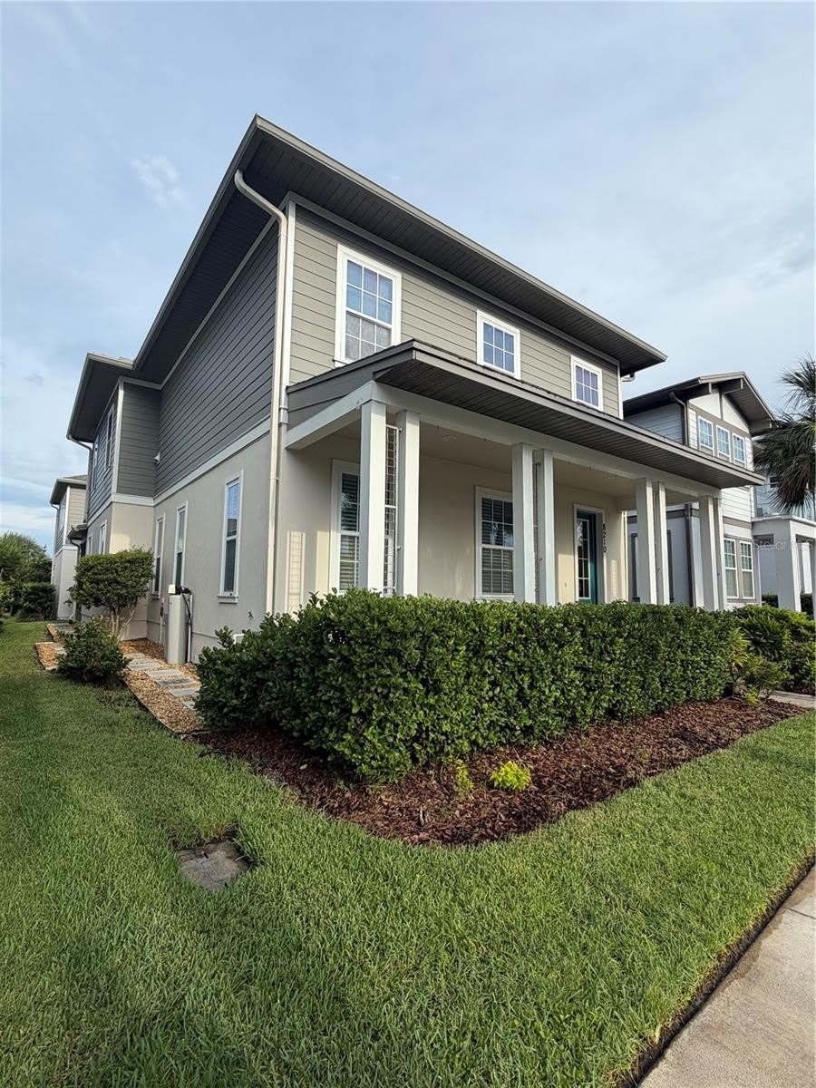 8210 NEMOURS Parkway – photo 1