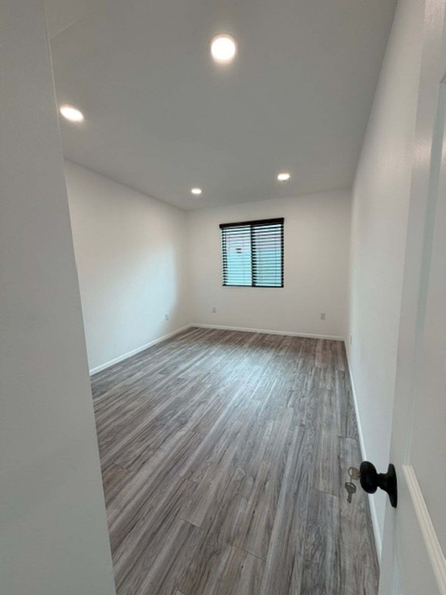 Brand New 1Bed/1Bath ADU – photo 1 of 15