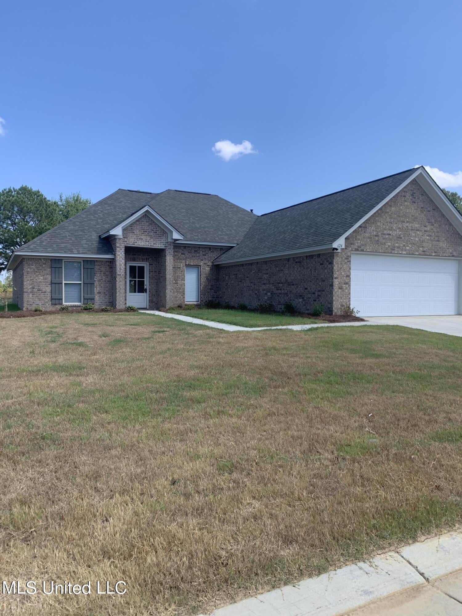 624 Westfield Drive – photo 1 of 18