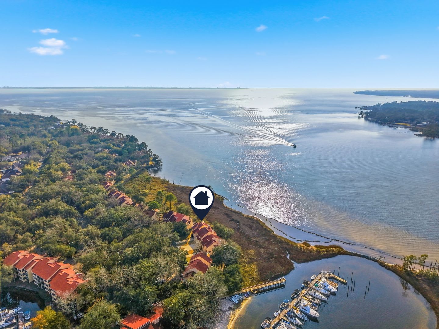Premier Marina Cove end unit!! Coastal Lifestyle at its BEST!! – photo 1