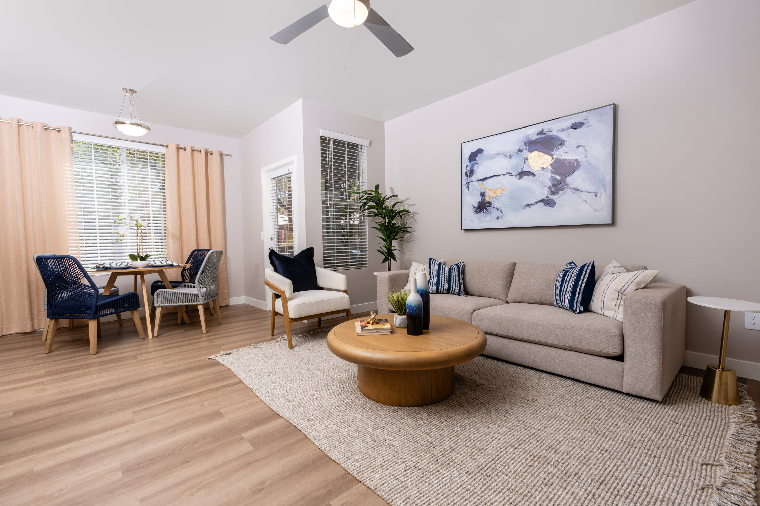 Alicante Apartments – photo 1