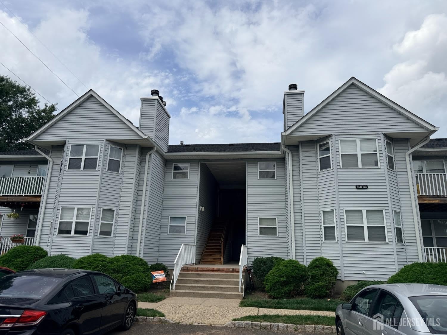 343 Ventnor Court – photo 1 of 66