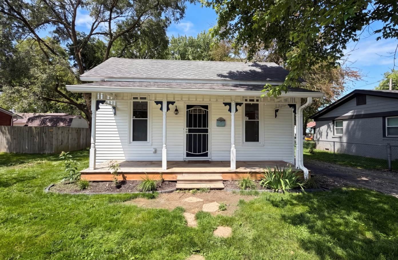 108 S Heflin St – photo 1 of 15