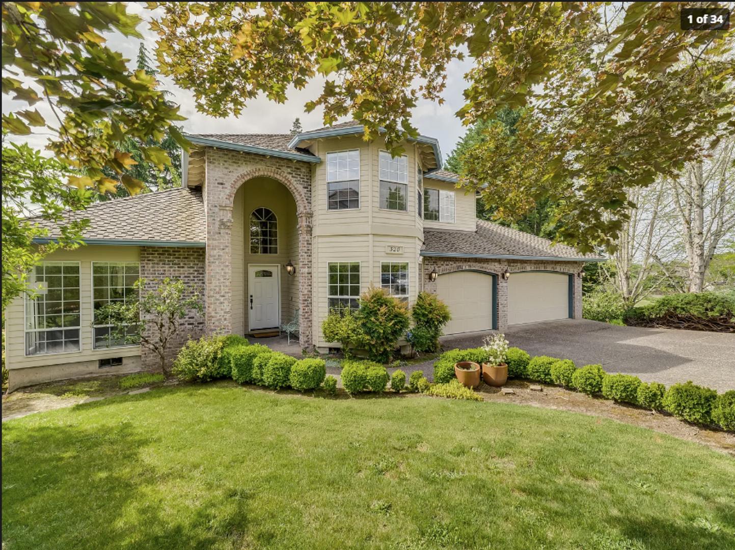 Elmonica Luxury! 4BD/3BTH w/ 3-Car Garage + A/C + Oversized Backyard + Pets Welcome! – photo 1