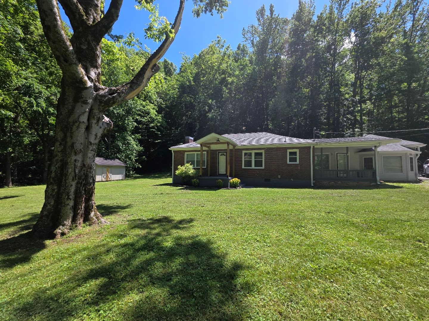Peaceful Country Living Just Minutes from Nashville! – photo 1