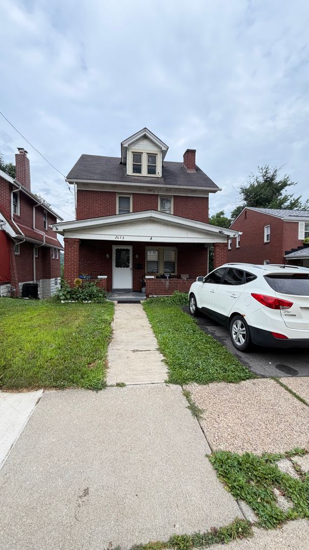 3-Bedroom Single-Family Home for Rent – photo 1