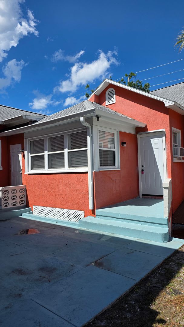1 Bedroom / 1 Bath Apartment * HALF OFF 1ST MONTH'S RENT WITH 13 MONTH LEASE * – photo 1