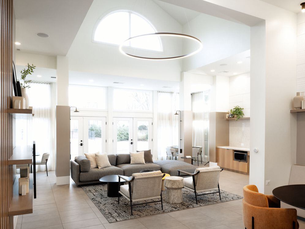 Avalon at Fairway Hills – photo 1