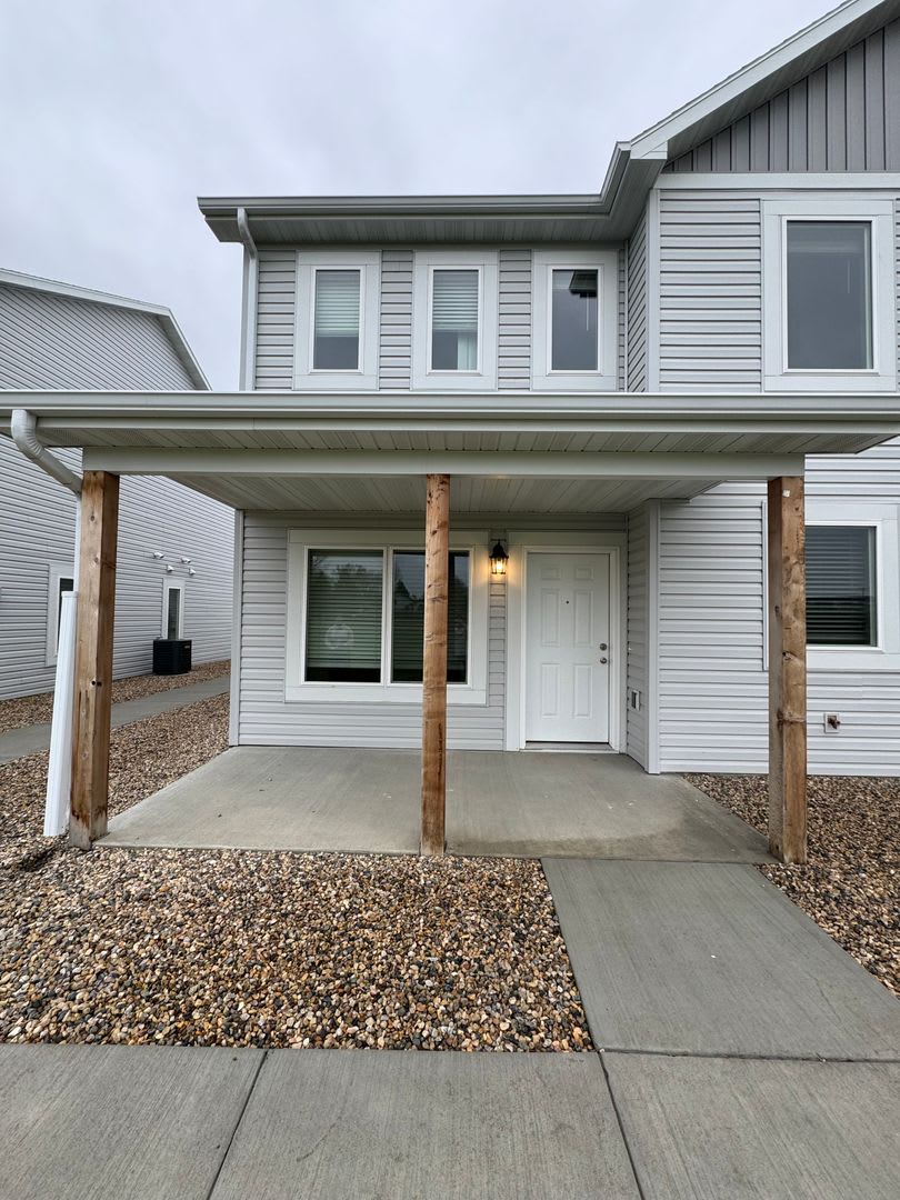 Modern Townhome in South Bismarck Now Available! – photo 1