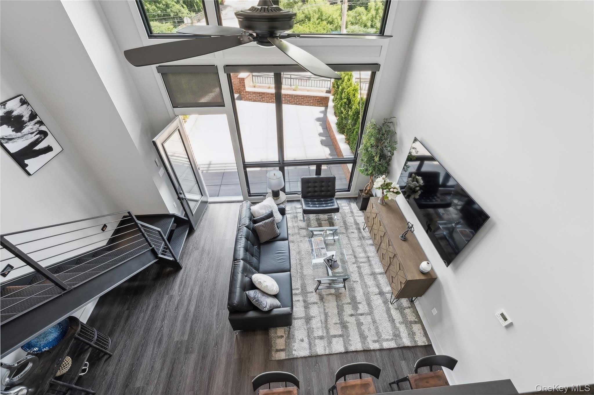 172 E Prospect Avenue – photo 1 of 20